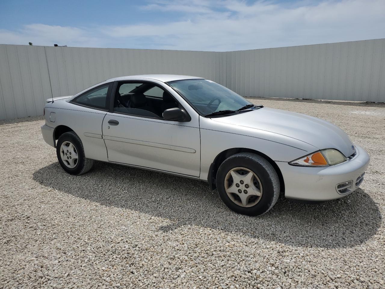 Photo 3 VIN: 1G1JC124527242495 - CHEVROLET CAVALIER 