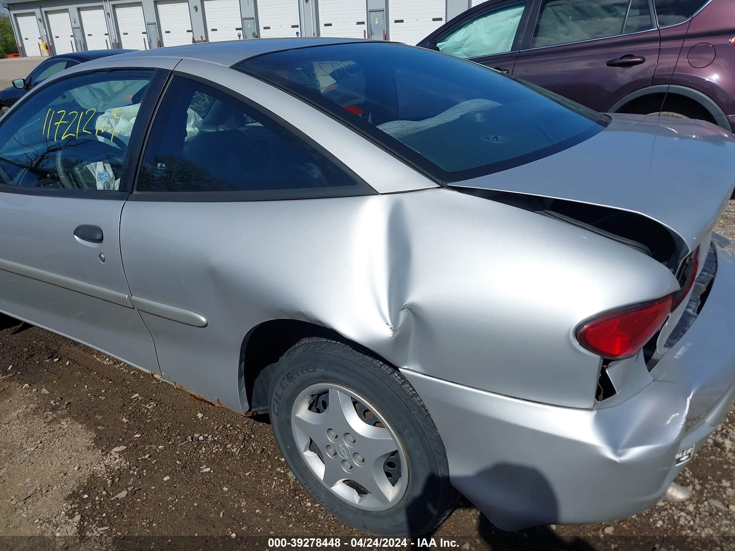 Photo 18 VIN: 1G1JC124X27250284 - CHEVROLET CAVALIER 