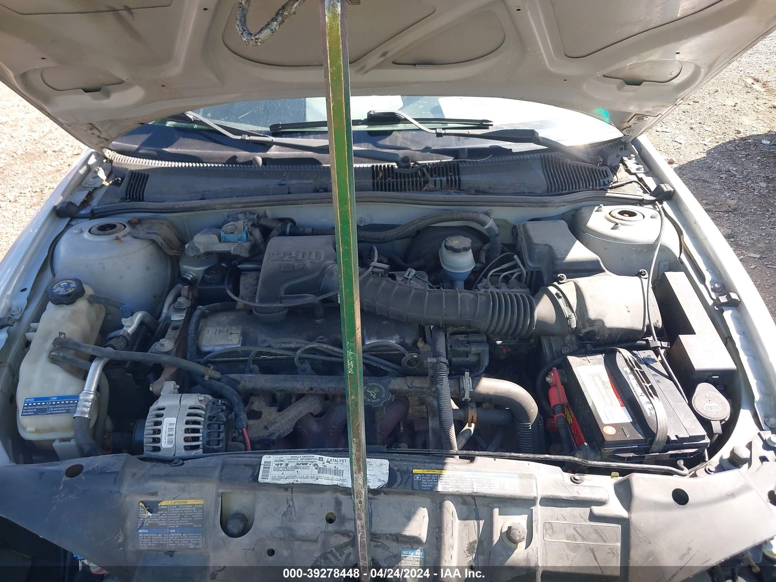 Photo 9 VIN: 1G1JC124X27250284 - CHEVROLET CAVALIER 