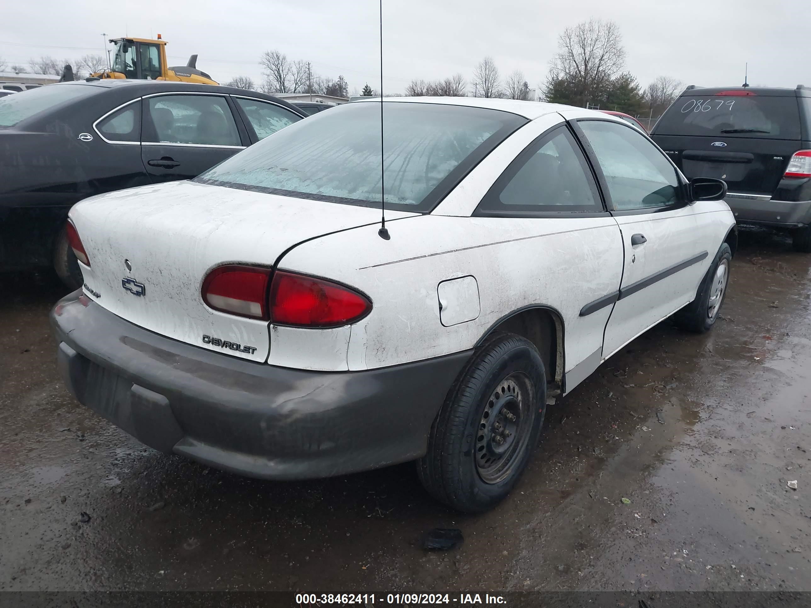 Photo 3 VIN: 1G1JC124XV7181634 - CHEVROLET CAVALIER 