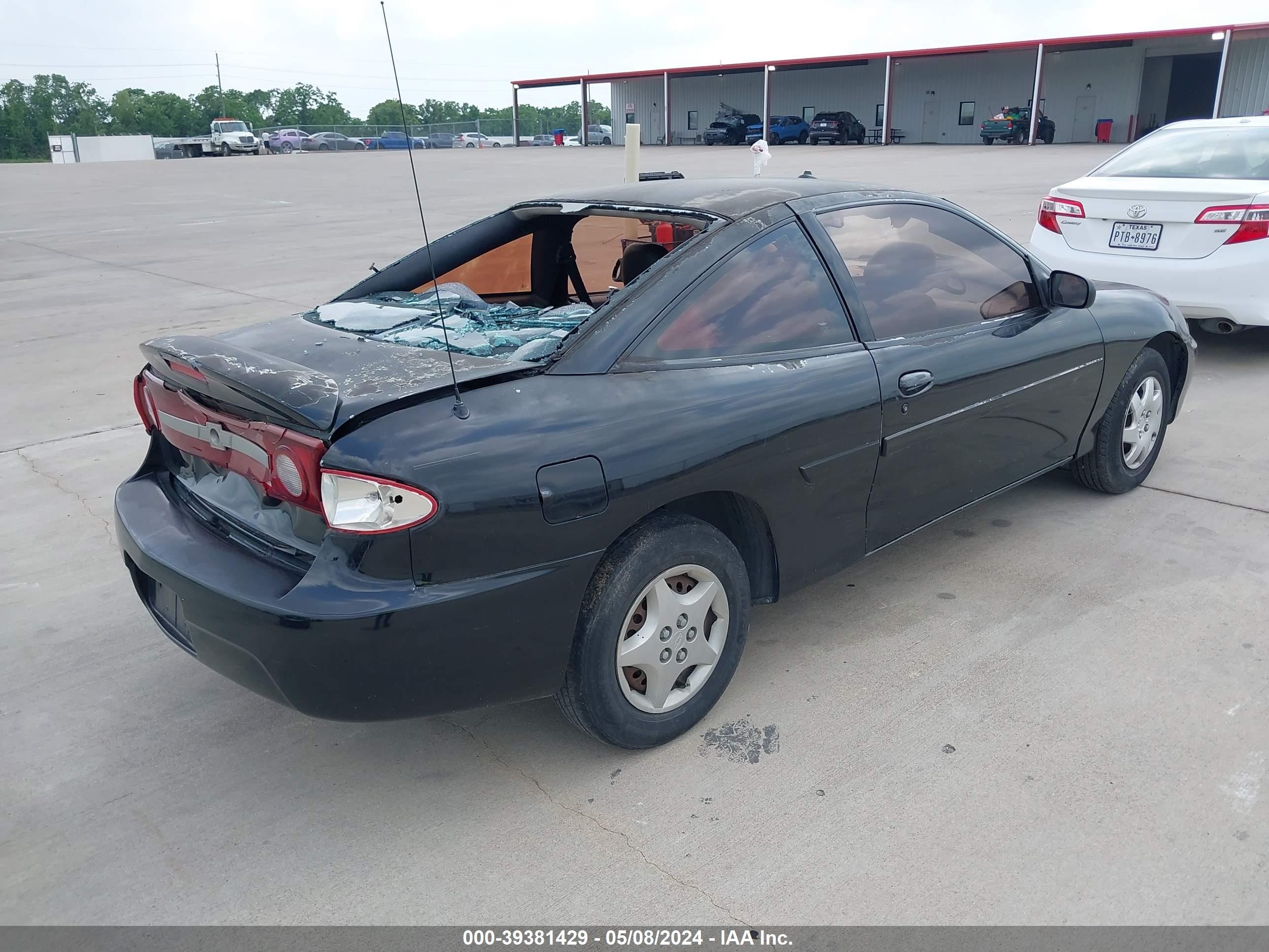 Photo 3 VIN: 1G1JC12F337264384 - CHEVROLET CAVALIER 