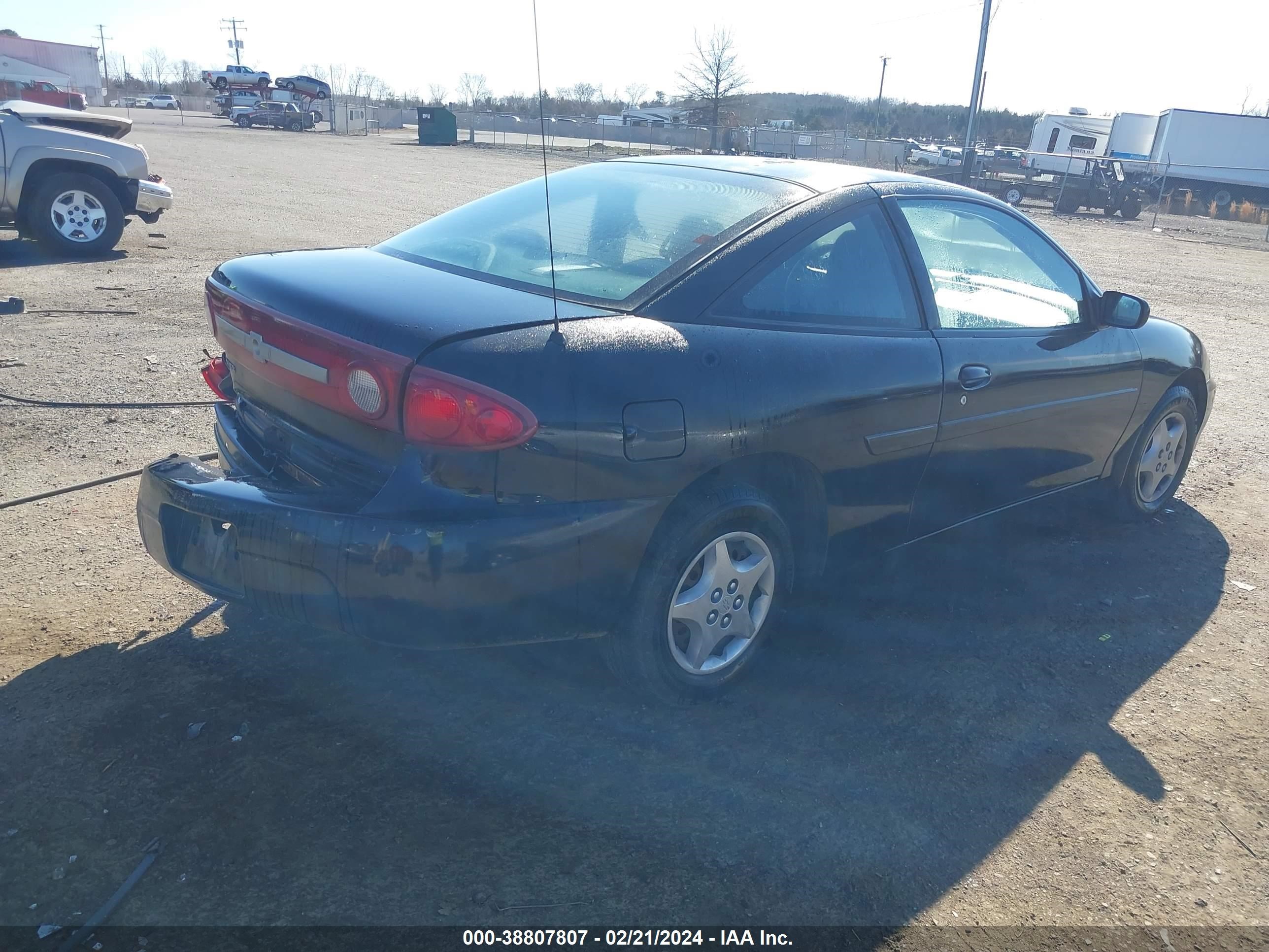 Photo 3 VIN: 1G1JC12F337270069 - CHEVROLET CAVALIER 