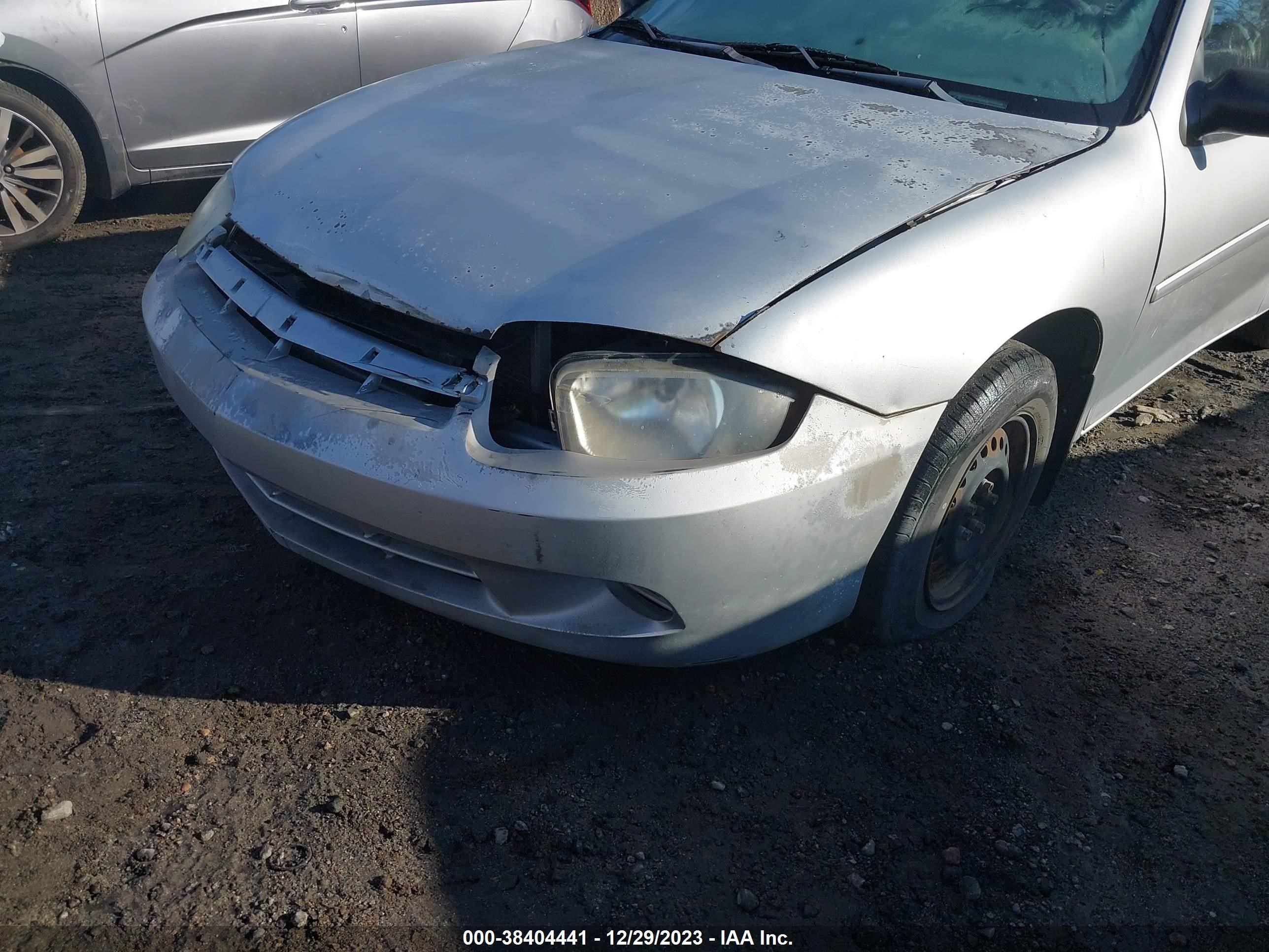 Photo 5 VIN: 1G1JC12F737240198 - CHEVROLET CAVALIER 