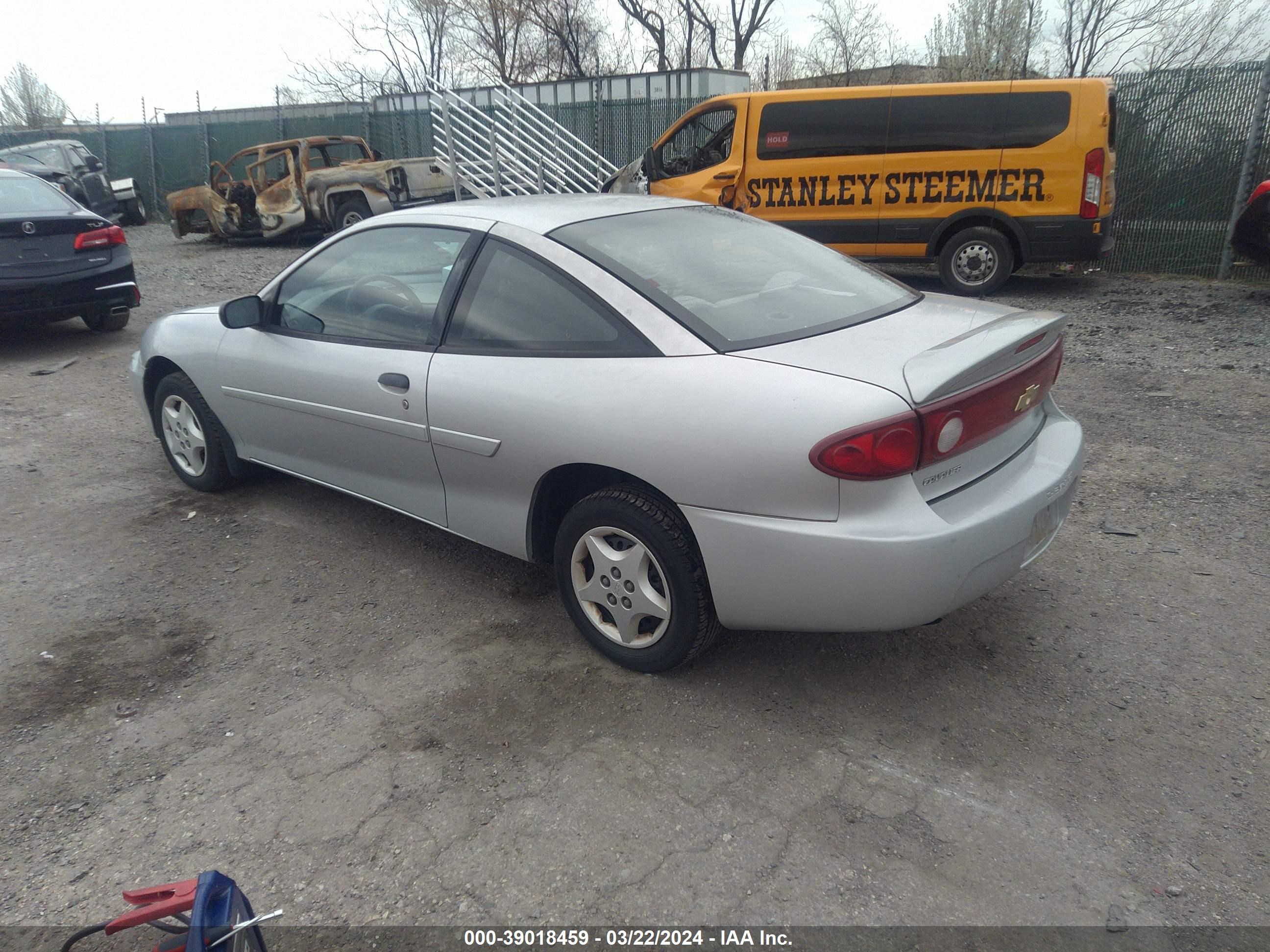 Photo 2 VIN: 1G1JC12F757207530 - CHEVROLET CAVALIER 