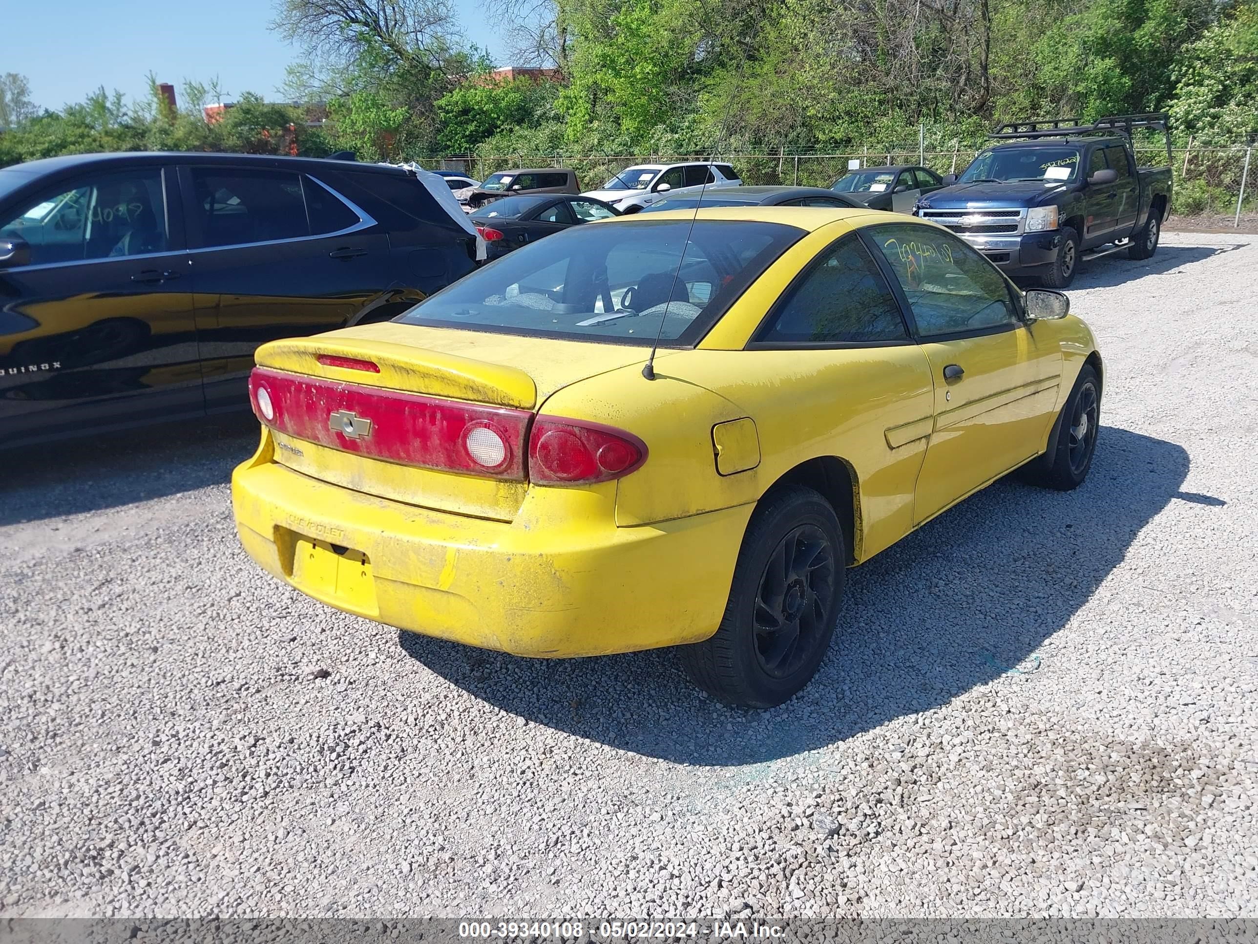 Photo 3 VIN: 1G1JC12F947272572 - CHEVROLET CAVALIER 