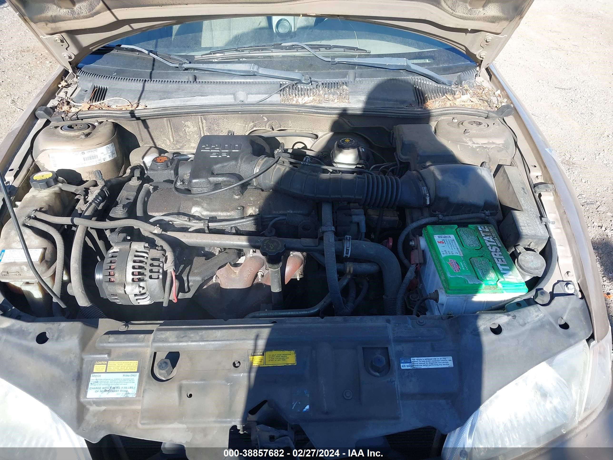 Photo 9 VIN: 1G1JC5240Y7286209 - CHEVROLET CAVALIER 