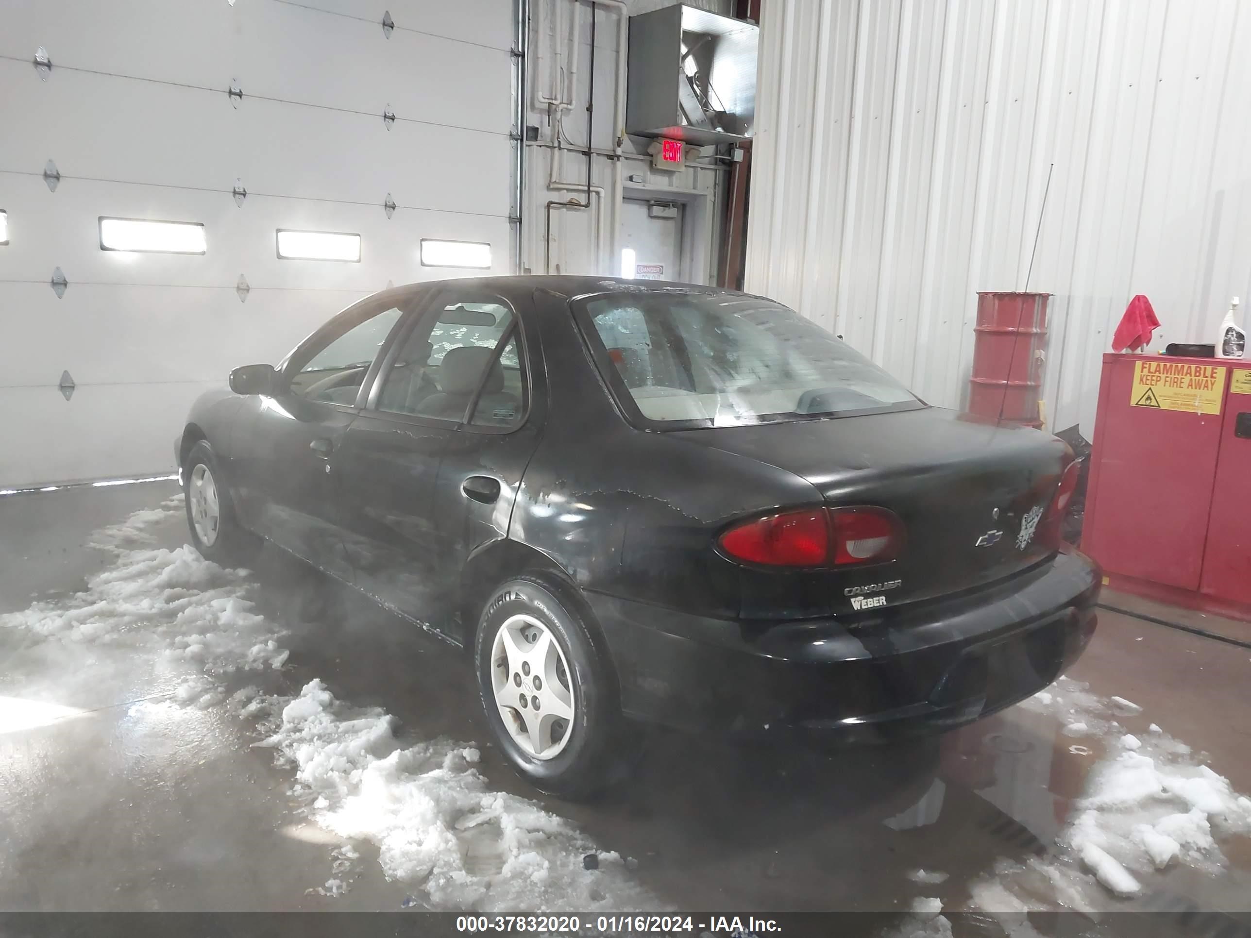 Photo 2 VIN: 1G1JC5240Y7423763 - CHEVROLET CAVALIER 