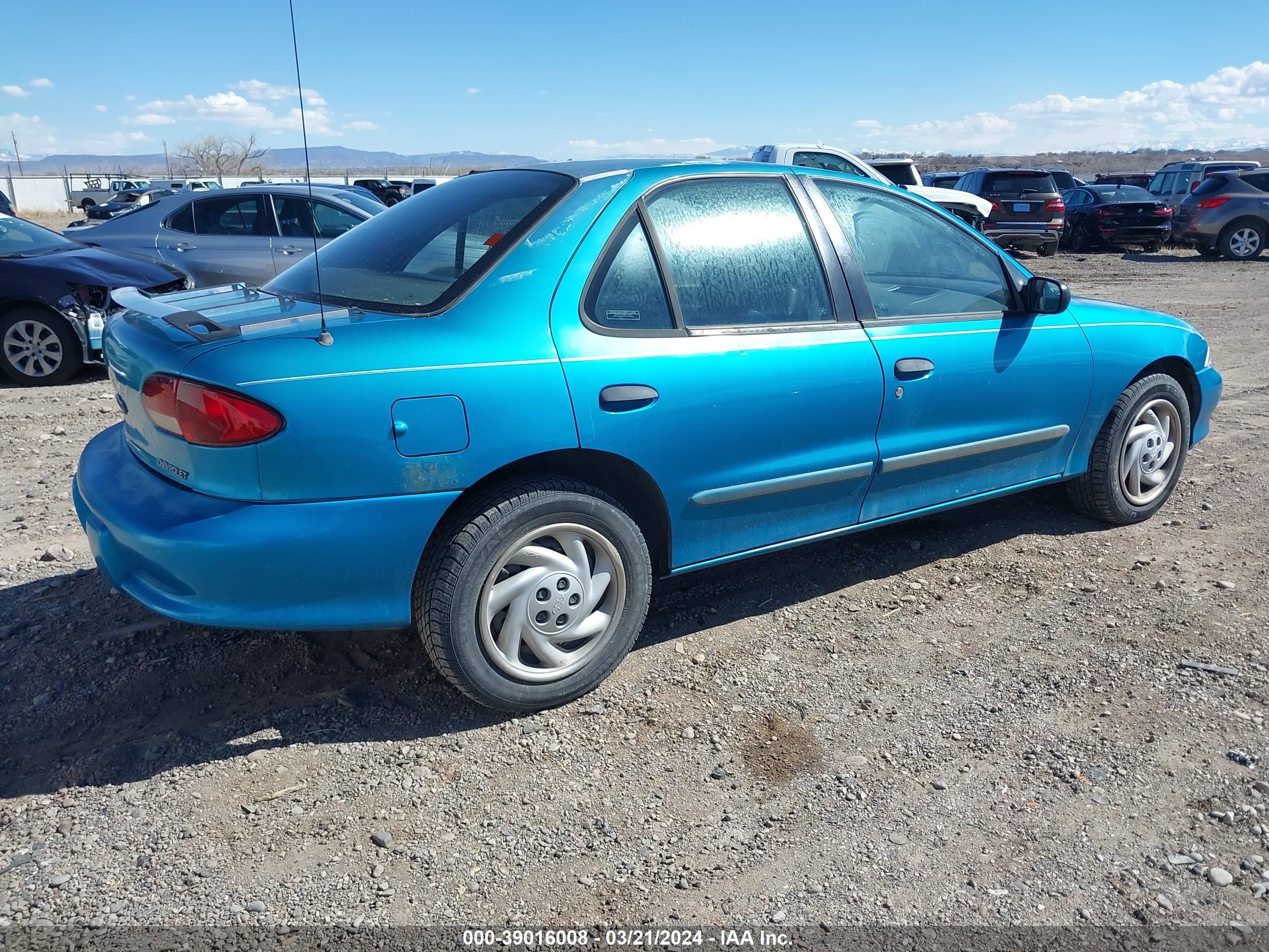 Photo 3 VIN: 1G1JC5241W7333308 - CHEVROLET CAVALIER 