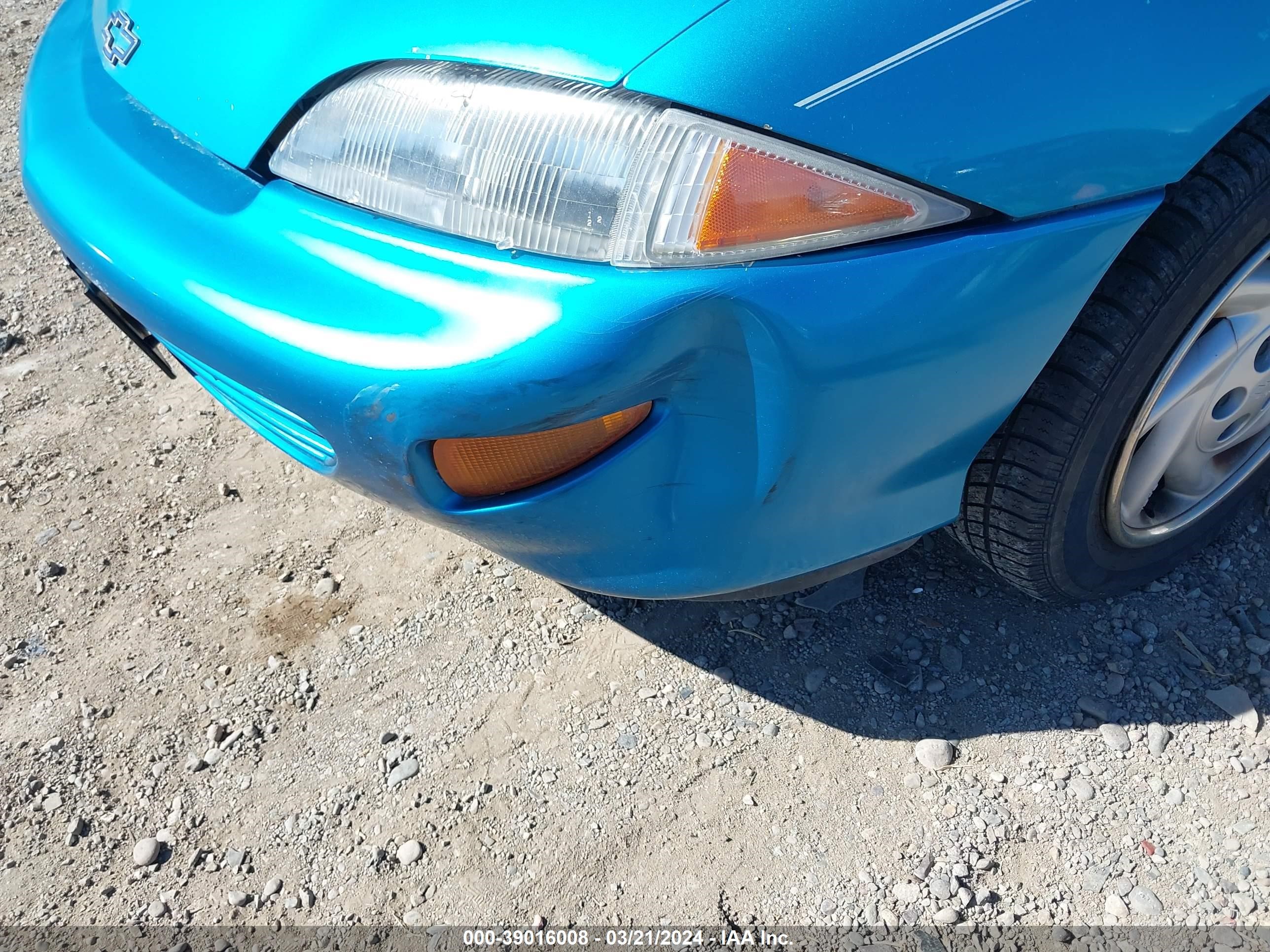 Photo 5 VIN: 1G1JC5241W7333308 - CHEVROLET CAVALIER 