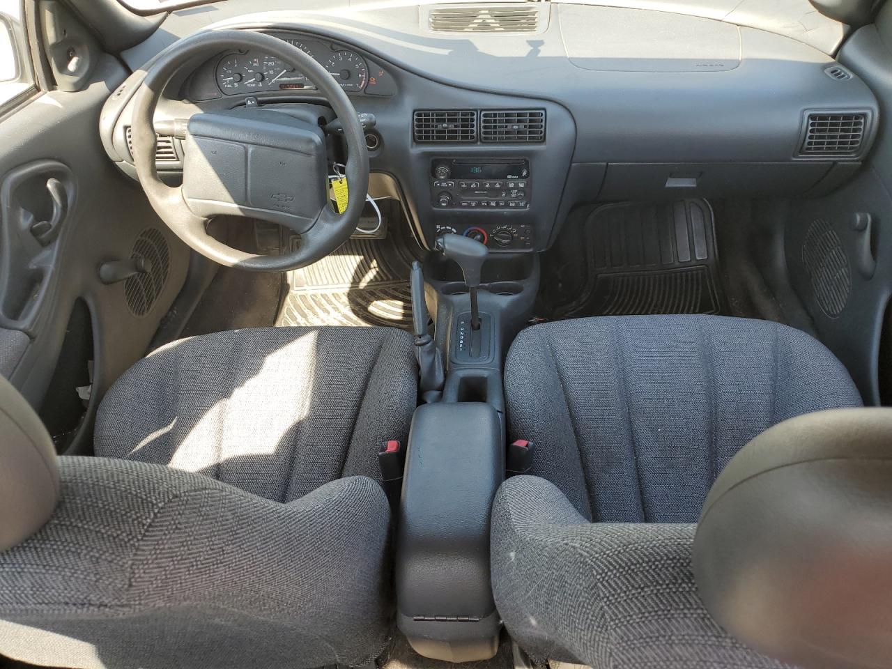 Photo 7 VIN: 1G1JC524227449837 - CHEVROLET CAVALIER 