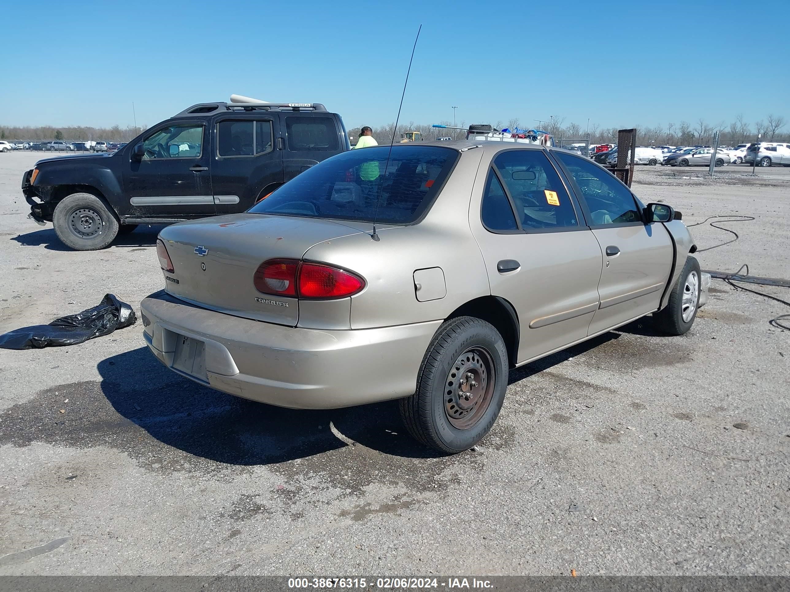 Photo 3 VIN: 1G1JC524427207728 - CHEVROLET CAVALIER 