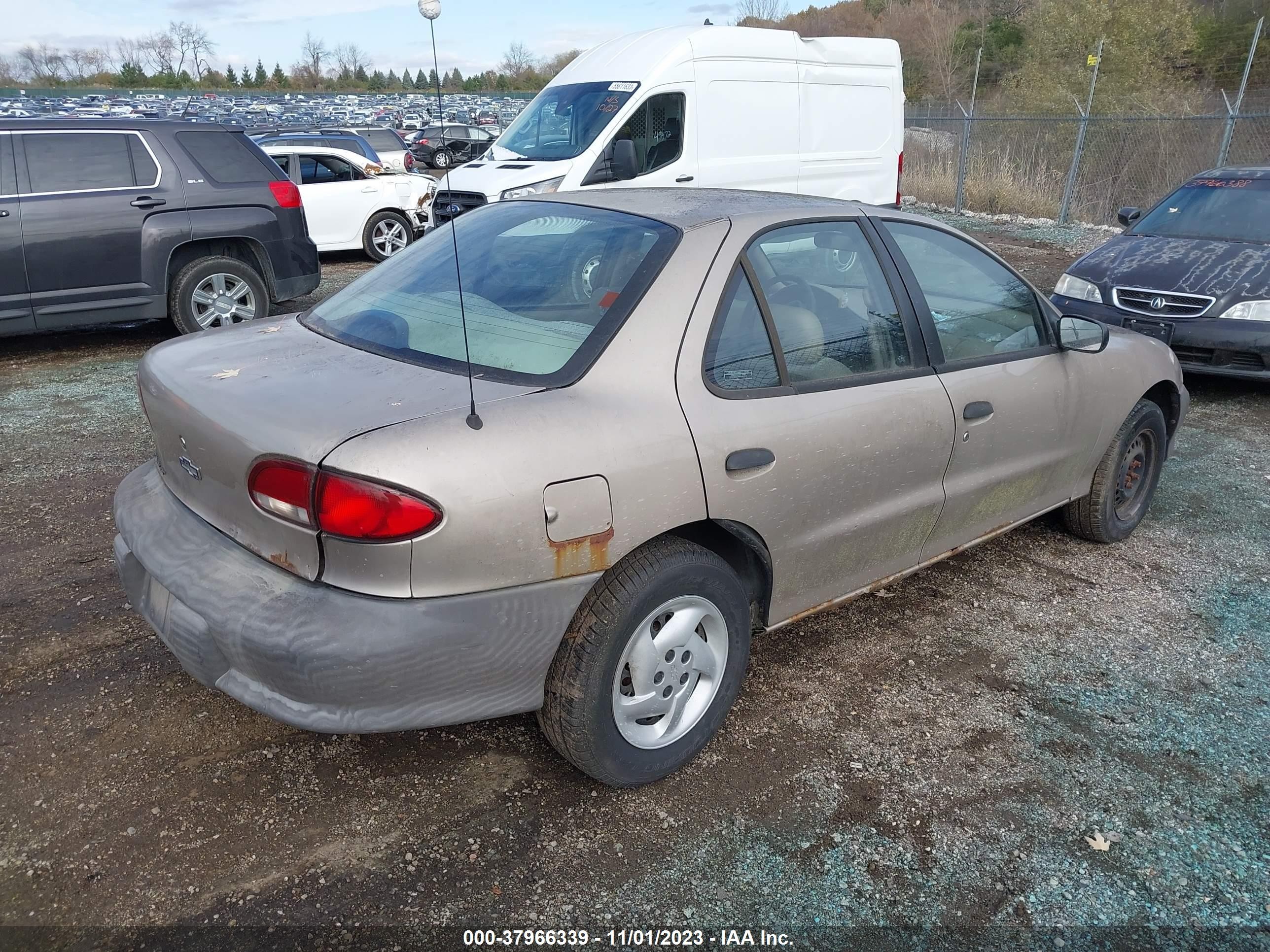 Photo 3 VIN: 1G1JC5244X7235049 - CHEVROLET CAVALIER 