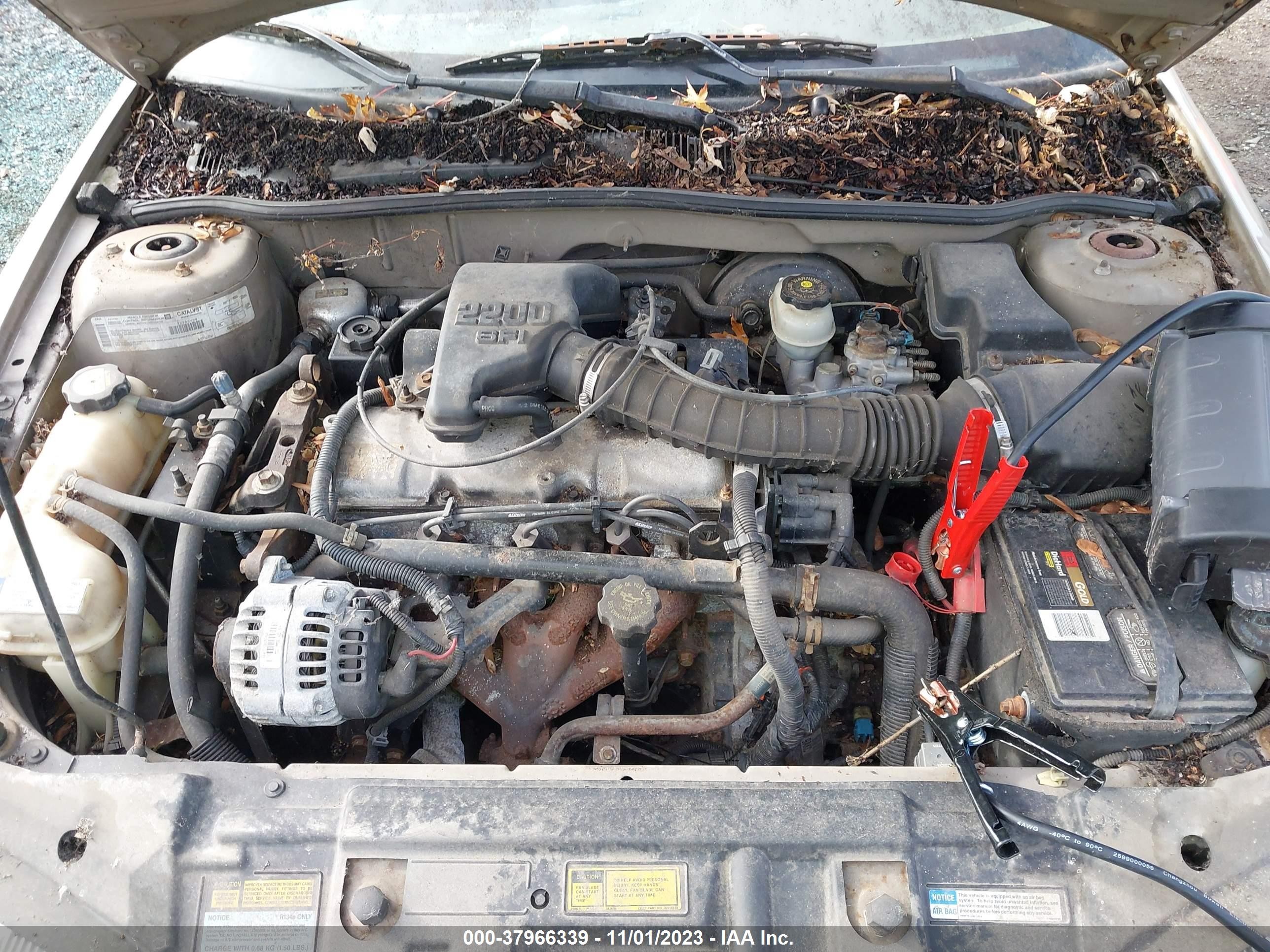 Photo 9 VIN: 1G1JC5244X7235049 - CHEVROLET CAVALIER 