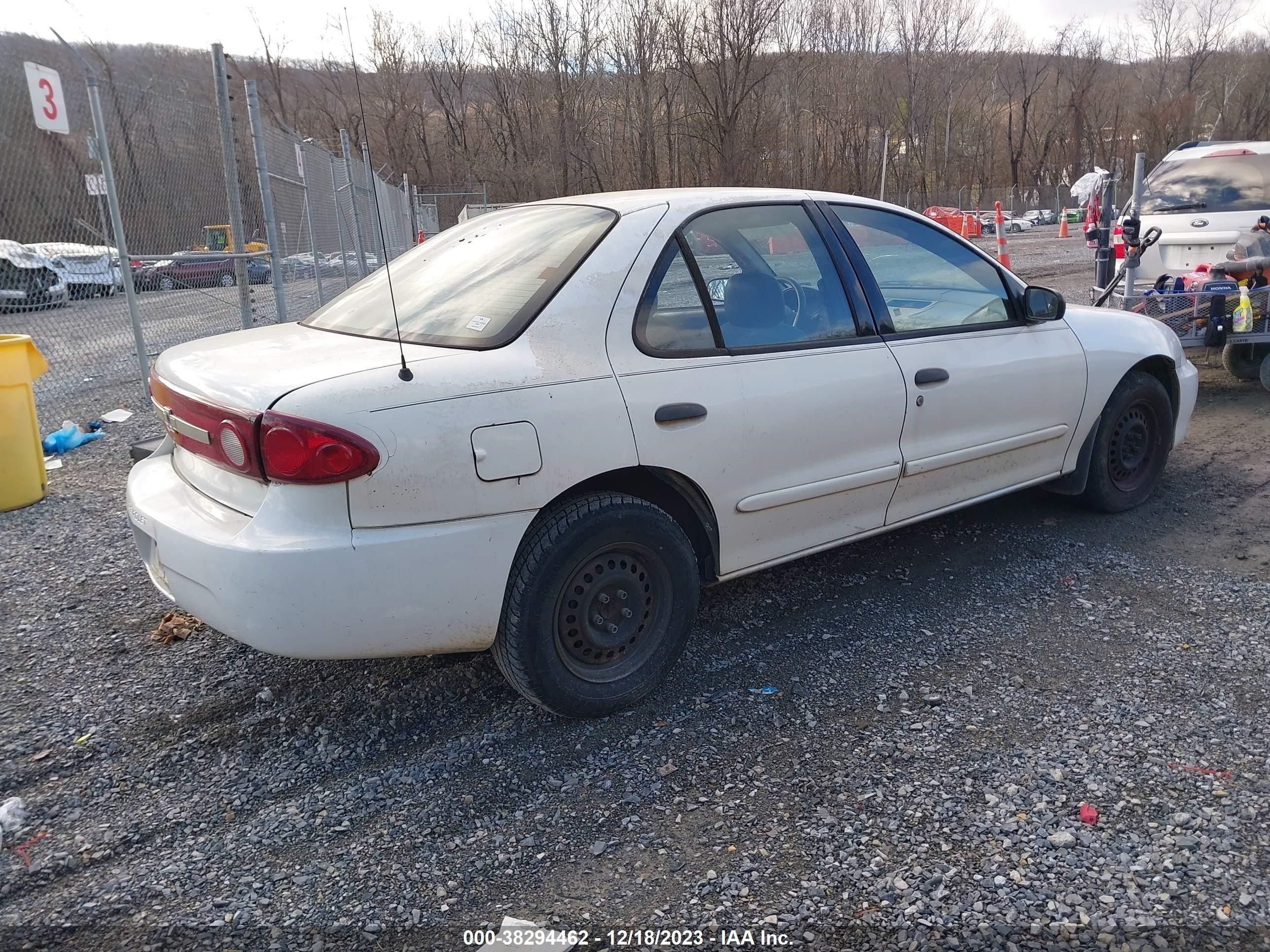 Photo 4 VIN: 1G1JC52FX37268648 - CHEVROLET CAVALIER 