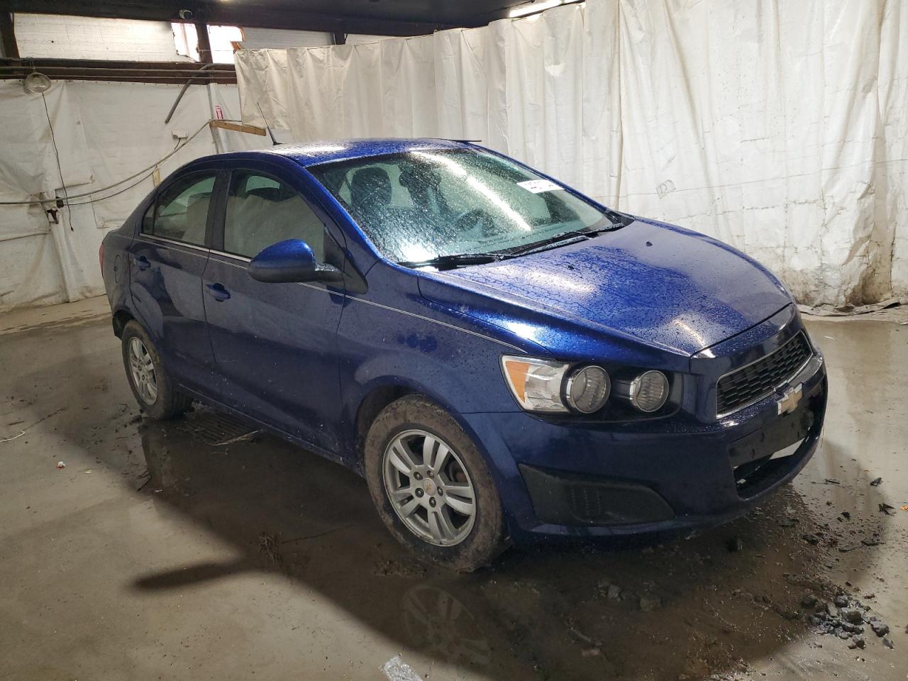 Photo 3 VIN: 1G1JC5SB0C4185521 - CHEVROLET SONIC 