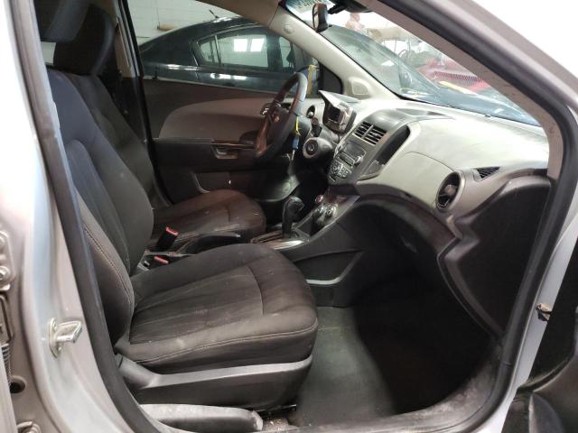 Photo 4 VIN: 1G1JC5SB1D4190826 - CHEVROLET SONIC 