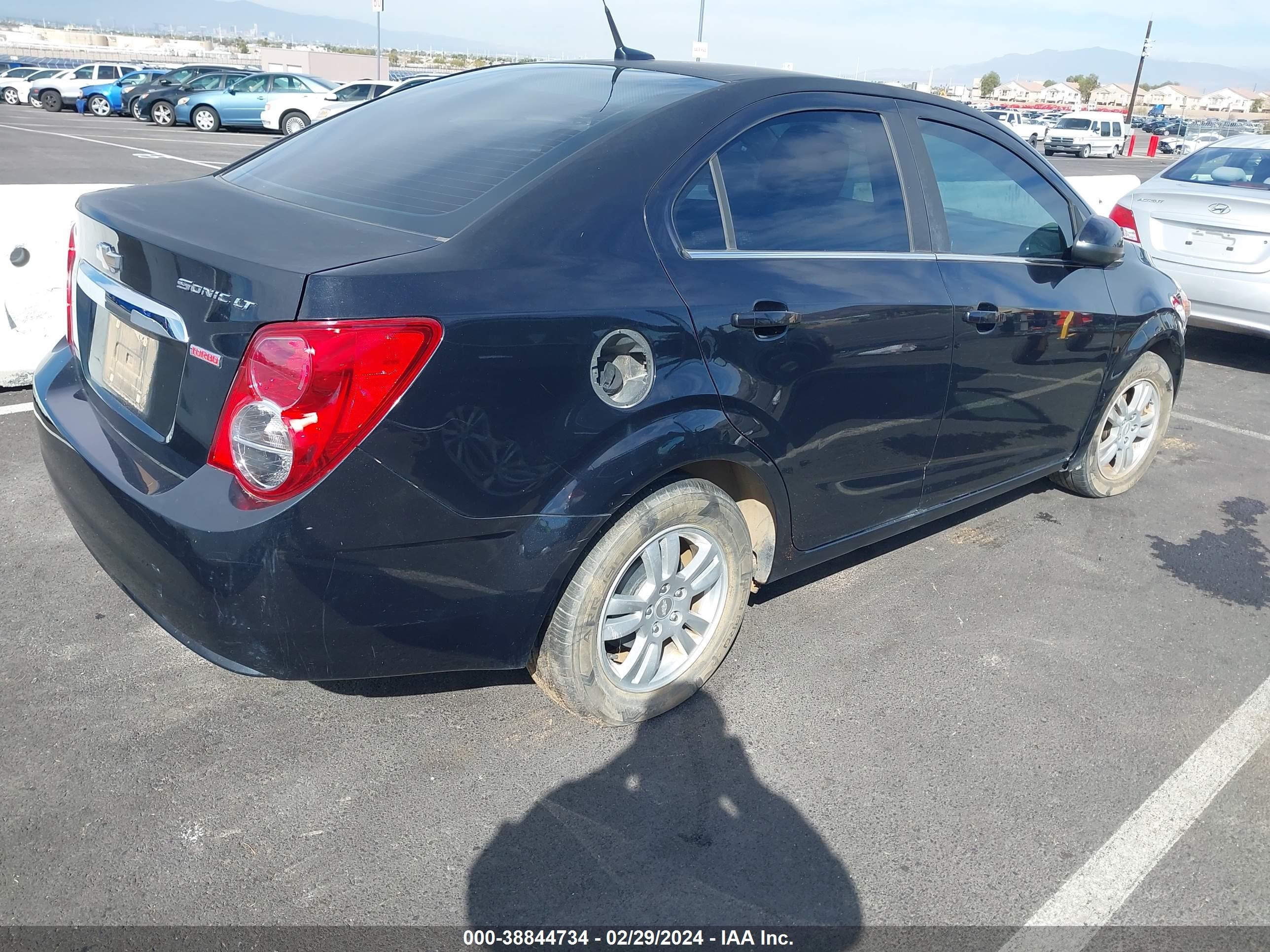 Photo 3 VIN: 1G1JC5SB3D4109695 - CHEVROLET SONIC 