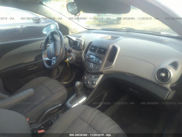 Photo 4 VIN: 1G1JC5SB3D4152966 - CHEVROLET SONIC 