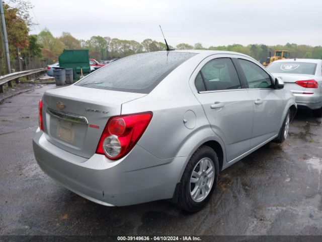 Photo 3 VIN: 1G1JC5SB3D4166852 - CHEVROLET SONIC 