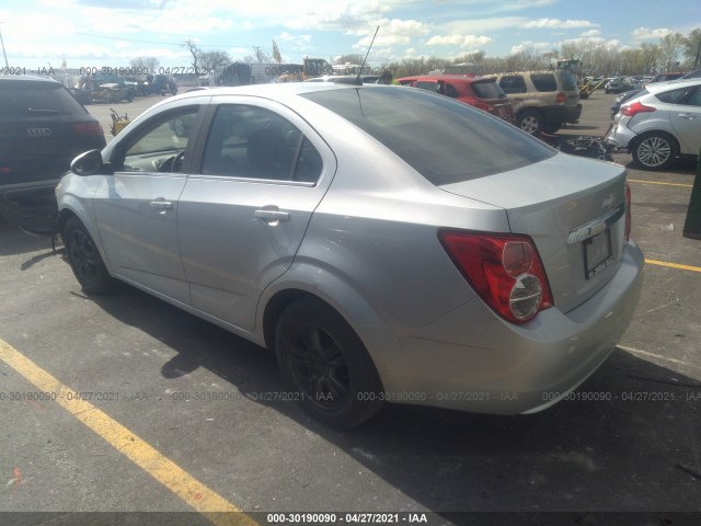 Photo 2 VIN: 1G1JC5SB3F4157815 - CHEVROLET SONIC 