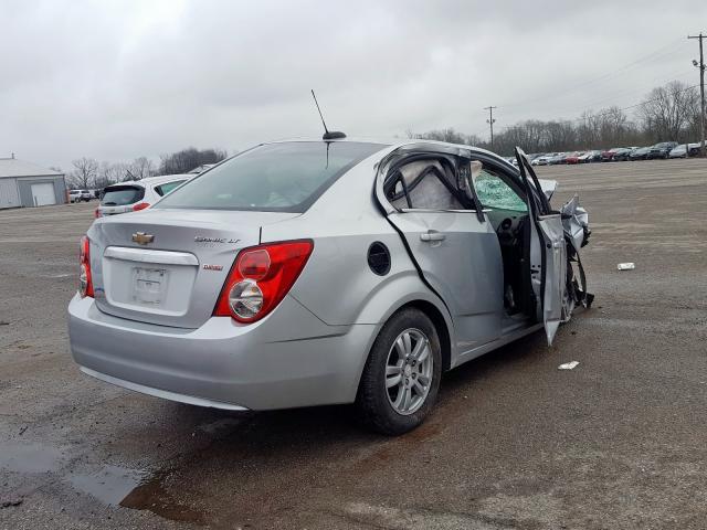 Photo 3 VIN: 1G1JC5SB3G4121270 - CHEVROLET SONIC LT 