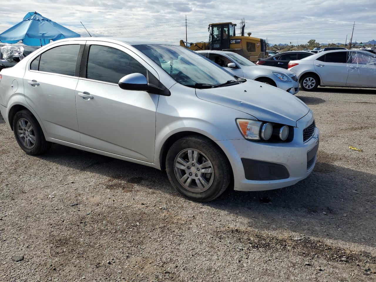 Photo 3 VIN: 1G1JC5SB3G4141874 - CHEVROLET SONIC 