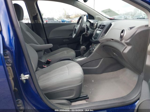 Photo 4 VIN: 1G1JC5SB4D4127025 - CHEVROLET SONIC 