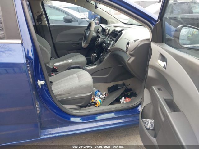 Photo 4 VIN: 1G1JC5SB6C4223379 - CHEVROLET SONIC 