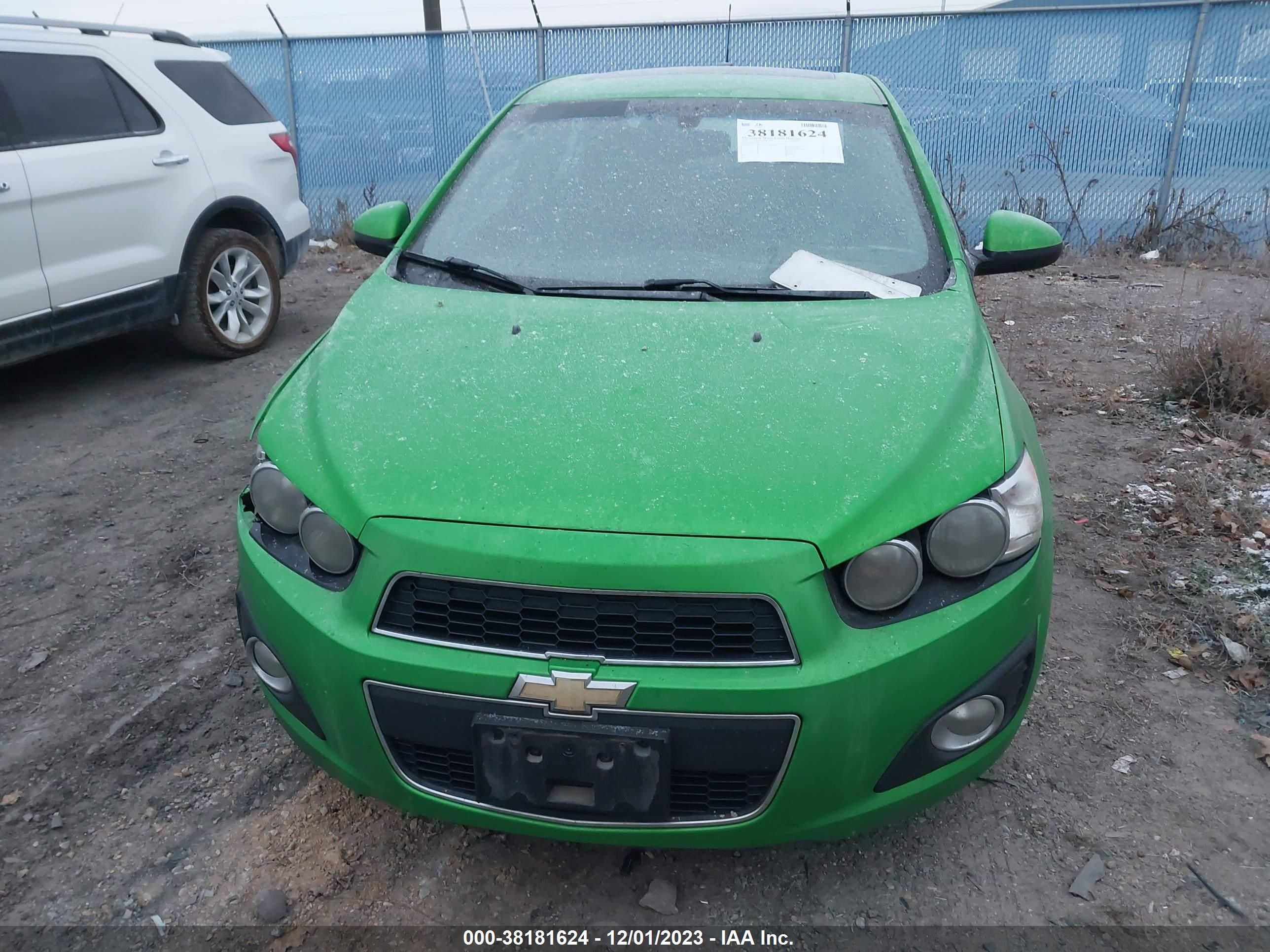 Photo 11 VIN: 1G1JC5SB6F4130270 - CHEVROLET SONIC 