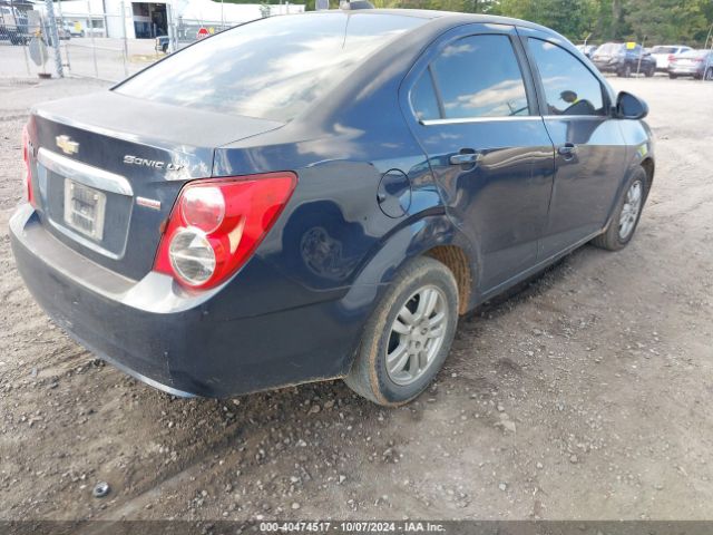 Photo 3 VIN: 1G1JC5SB6F4133900 - CHEVROLET SONIC 