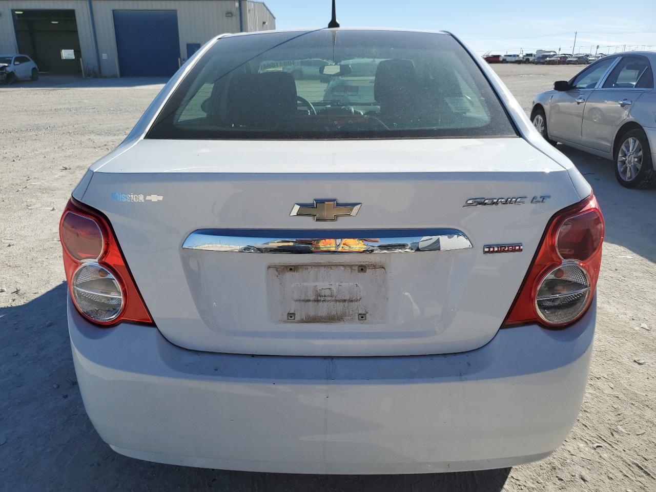 Photo 5 VIN: 1G1JC5SB7E4148114 - CHEVROLET SONIC 