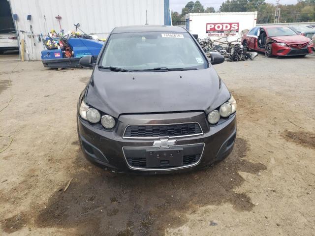 Photo 4 VIN: 1G1JC5SB7F4173547 - CHEVROLET SONIC LT 