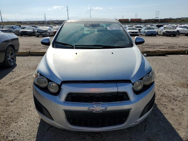 Photo 4 VIN: 1G1JC5SB8F4114765 - CHEVROLET SONIC LT 