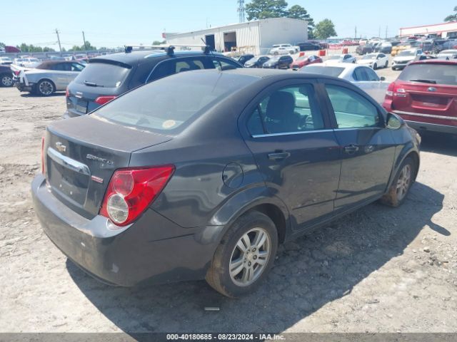 Photo 3 VIN: 1G1JC5SB8F4130951 - CHEVROLET SONIC 