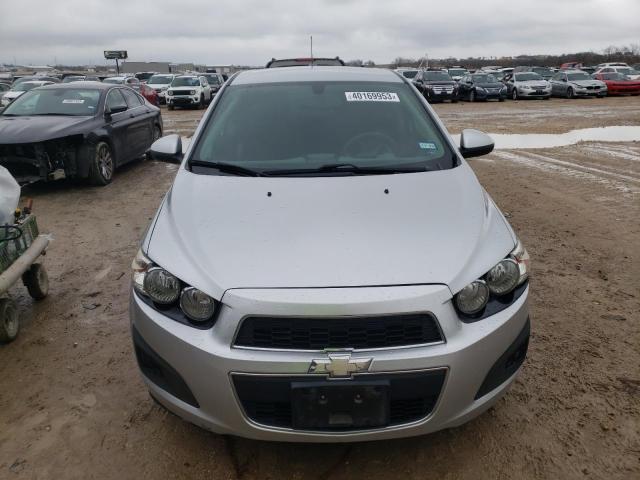 Photo 4 VIN: 1G1JC5SB8F4165408 - CHEVROLET SONIC LT 