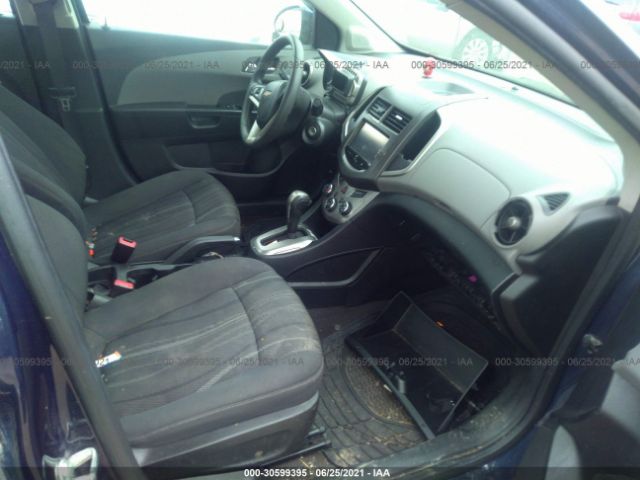 Photo 4 VIN: 1G1JC5SB8G4147007 - CHEVROLET SONIC 