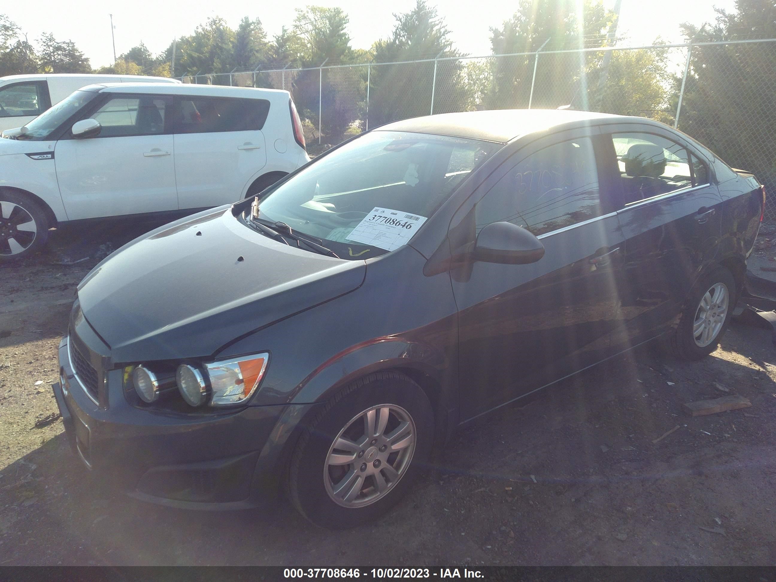 Photo 1 VIN: 1G1JC5SB9C4197280 - CHEVROLET SONIC 