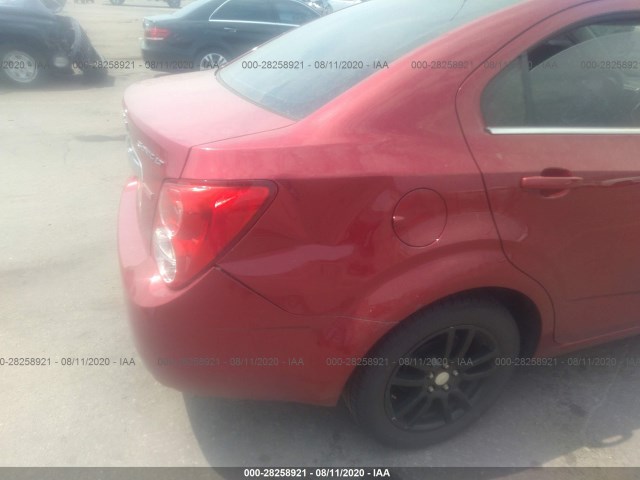 Photo 5 VIN: 1G1JC5SB9D4236919 - CHEVROLET SONIC 