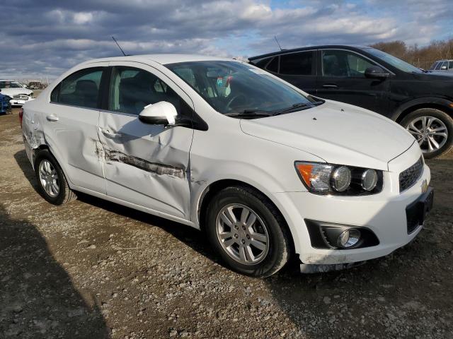 Photo 3 VIN: 1G1JC5SB9F4139156 - CHEVROLET SONIC 