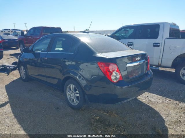 Photo 2 VIN: 1G1JC5SB9F4165188 - CHEVROLET SONIC 