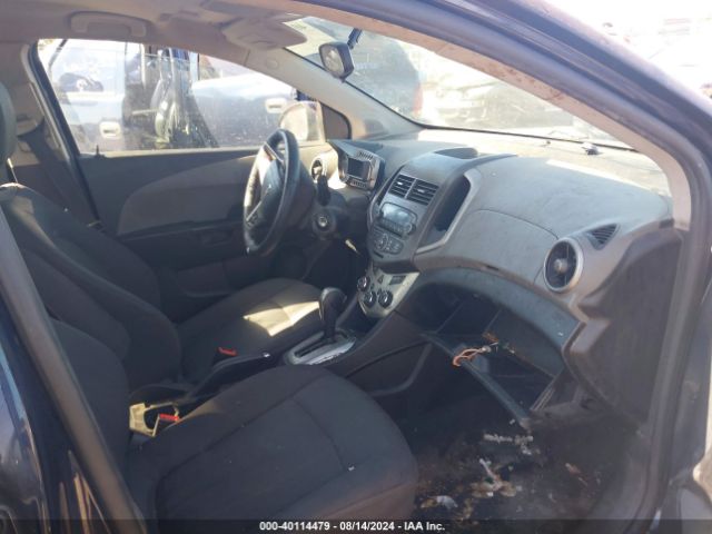 Photo 4 VIN: 1G1JC5SG0F4136996 - CHEVROLET SONIC 