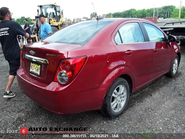 Photo 4 VIN: 1G1JC5SG0G4183303 - CHEVROLET SONIC 