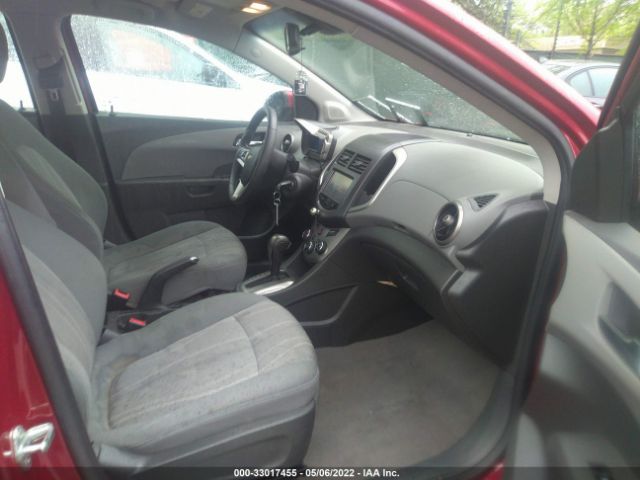 Photo 4 VIN: 1G1JC5SG1D4140617 - CHEVROLET SONIC 