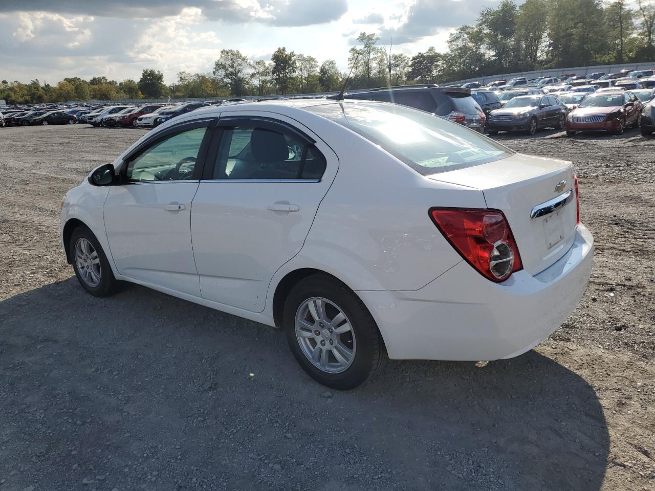 Photo 1 VIN: 1G1JC5SG1E4139663 - CHEVROLET SONIC 