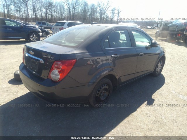 Photo 3 VIN: 1G1JC5SG2G4157883 - CHEVROLET SONIC 