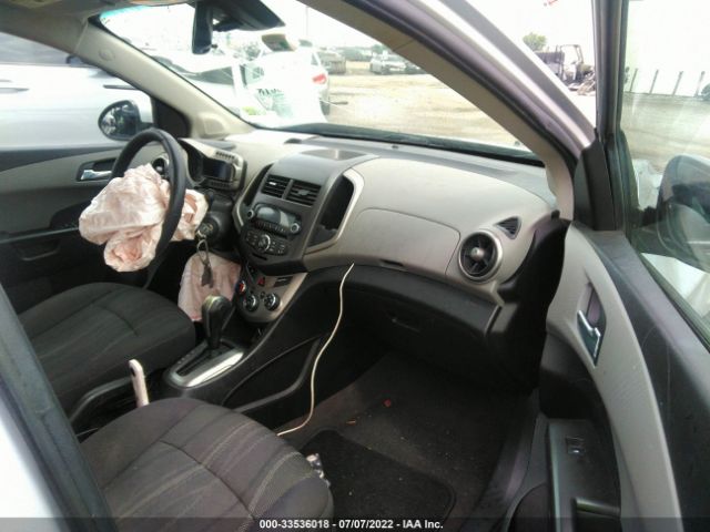 Photo 4 VIN: 1G1JC5SG3D4238449 - CHEVROLET SONIC 