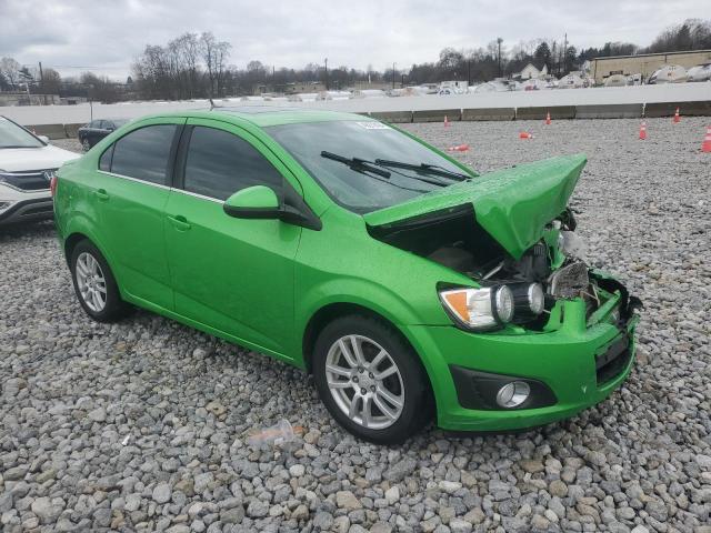 Photo 3 VIN: 1G1JC5SG3E4220535 - CHEVROLET SONIC 