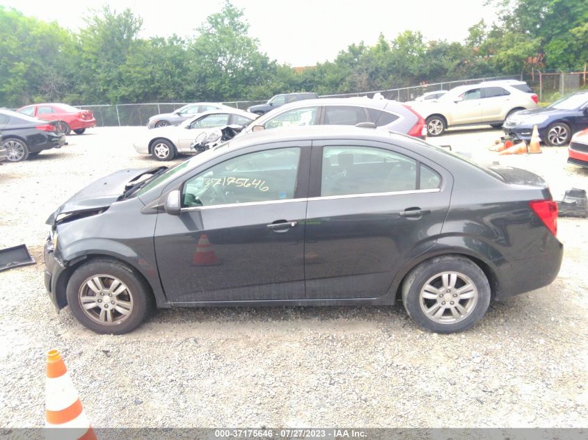 Photo 13 VIN: 1G1JC5SG3F4100705 - CHEVROLET SONIC 