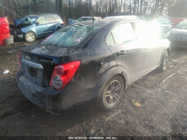 Photo 3 VIN: 1G1JC5SG4E4229521 - CHEVROLET SONIC 