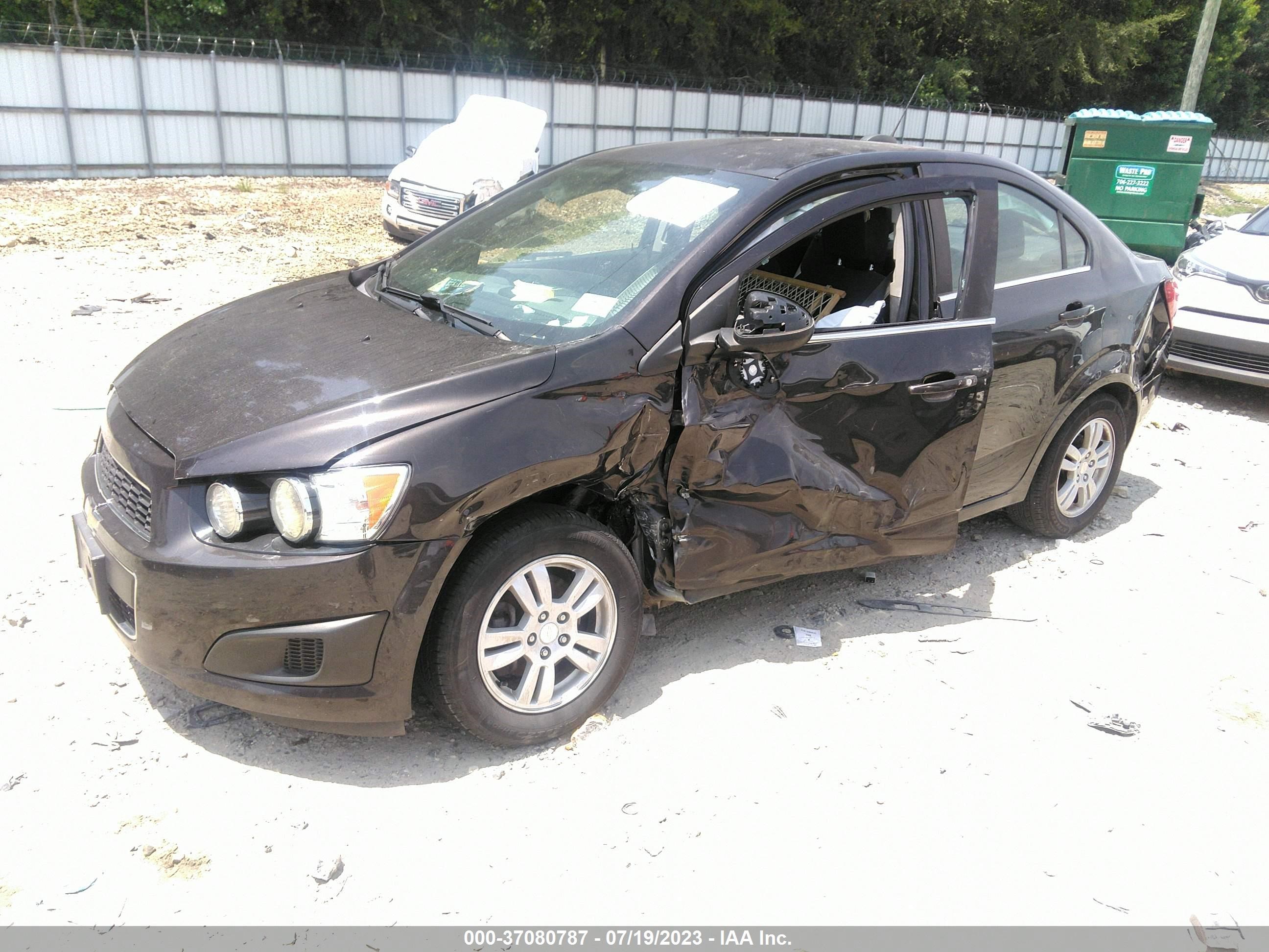 Photo 1 VIN: 1G1JC5SG4F4123586 - CHEVROLET SONIC 